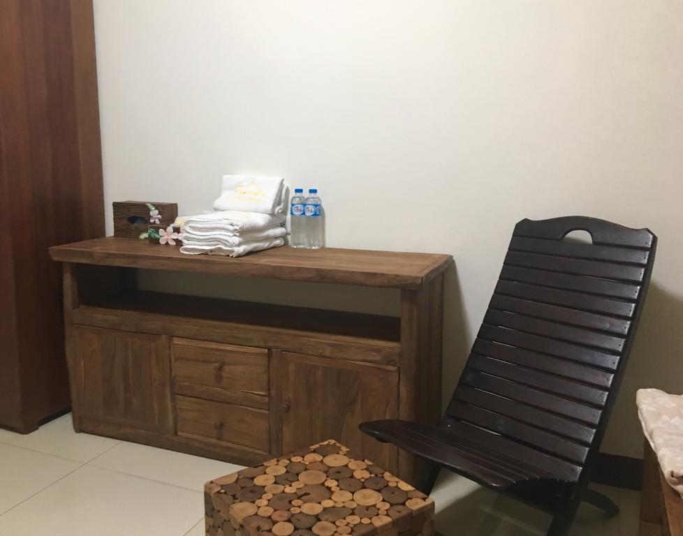 Home & Teak Homestay Jinning Εξωτερικό φωτογραφία