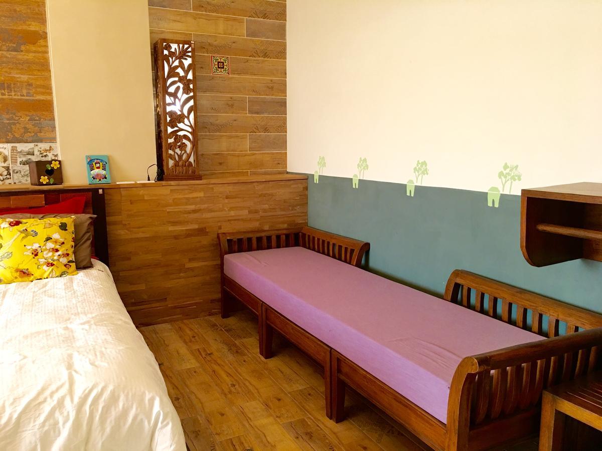Home & Teak Homestay Jinning Εξωτερικό φωτογραφία